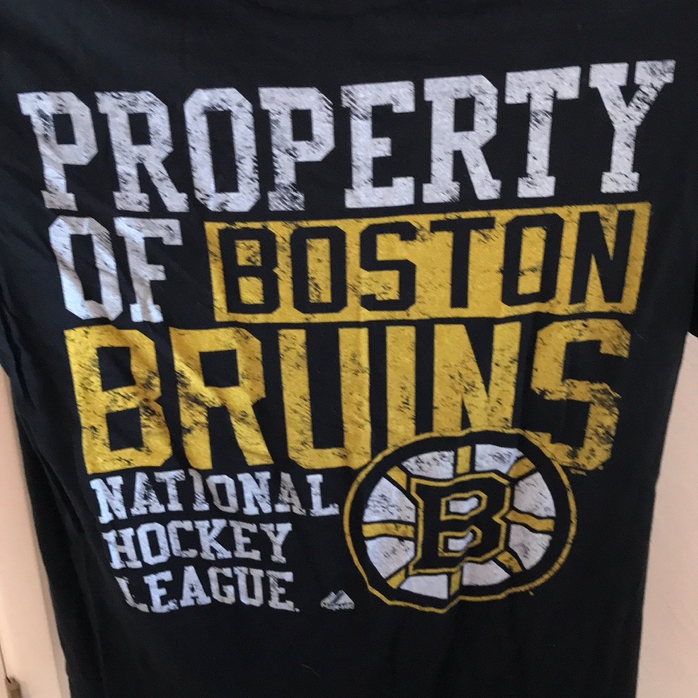 Boston Bruins T-shirt Size Large